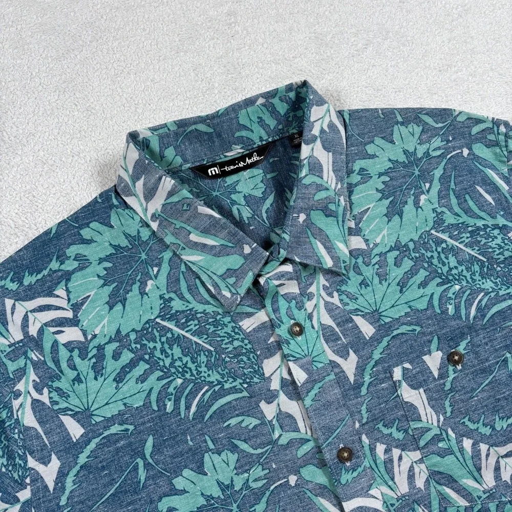 Travis Mathew Shirt‎ Mens XL Blue Cotton Floral Travel Summer Outing Button Up